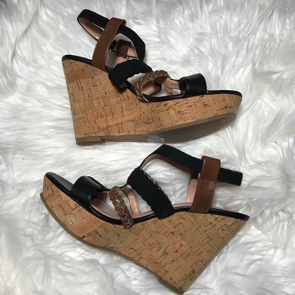 Sole Society Serena Wedges - Picture 2 of 6